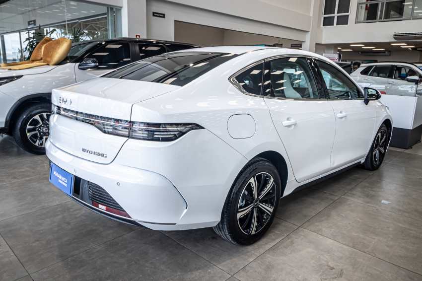 BYD KING 1.5 DM-I PHEV GL AUTOMÁTICO 10