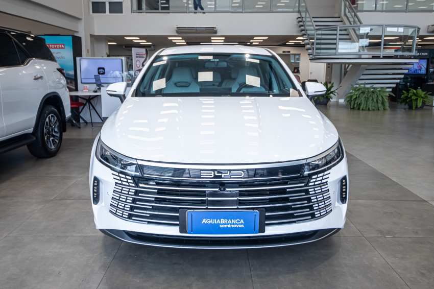BYD KING 1.5 DM-I PHEV GL AUTOMÁTICO 3