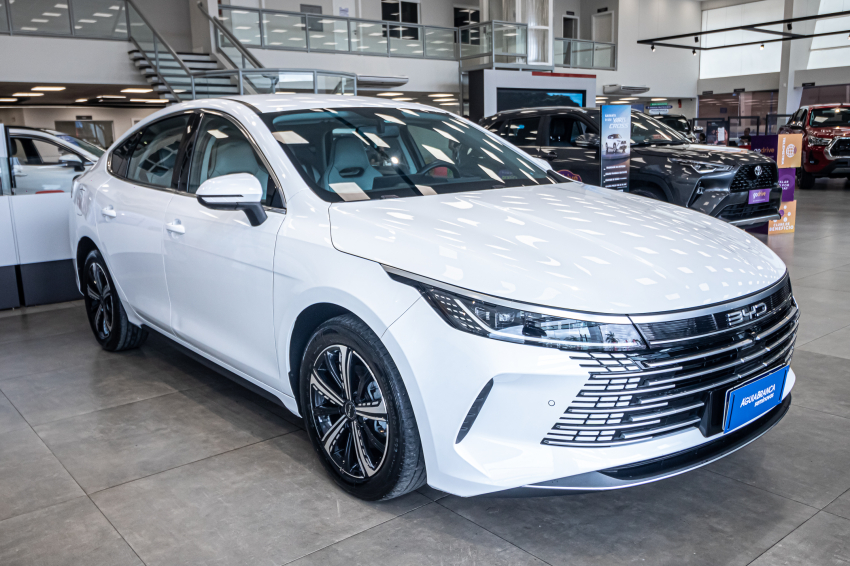BYD KING 1.5 DM-I PHEV GL AUTOMÁTICO 5