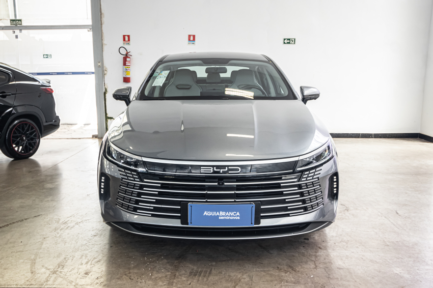 BYD KING 1.5 DM-I PHEV GL AUTOMÁTICO 3