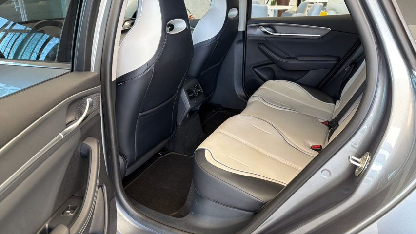 BYD KING 1.5 DM-I PHEV GL AUTOMÁTICO 15