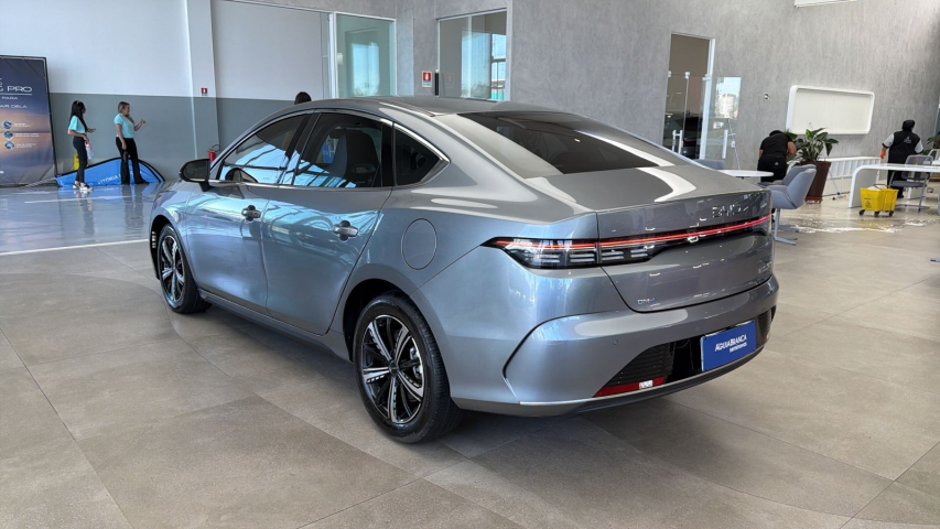 BYD KING 1.5 DM-I PHEV GL AUTOMÁTICO 6