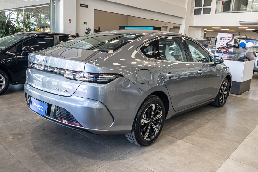 BYD KING 1.5 DM-I PHEV GL AUTOMÁTICO 10