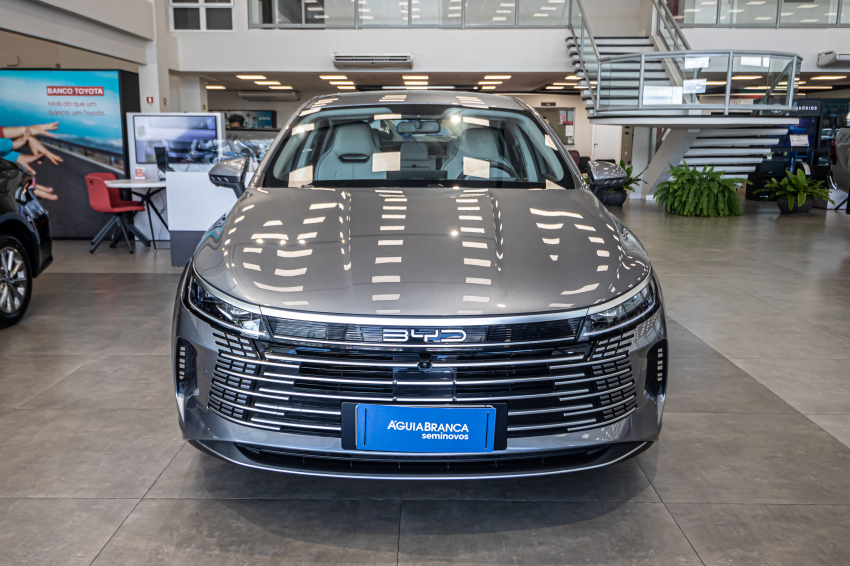 BYD KING 1.5 DM-I PHEV GL AUTOMÁTICO 3