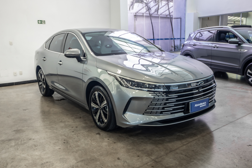BYD KING 1.5 DM-I PHEV GL AUTOMÁTICO 5