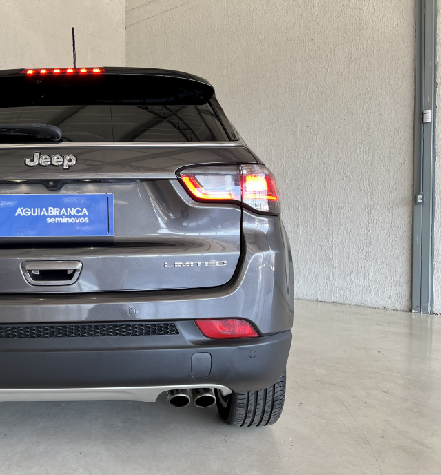JEEP COMPASS 1.3 T270 TURBO FLEX LIMITED AT6 9