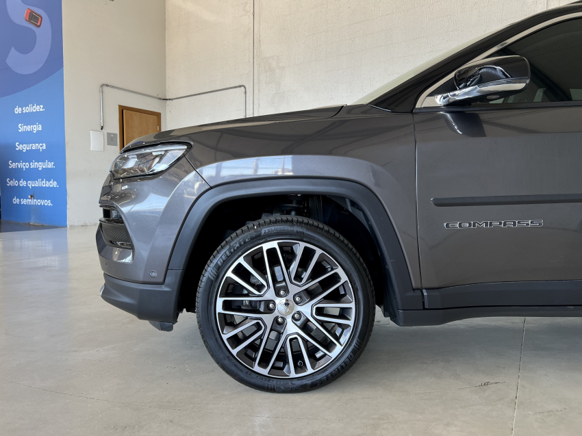 JEEP COMPASS 1.3 T270 TURBO FLEX LIMITED AT6 2