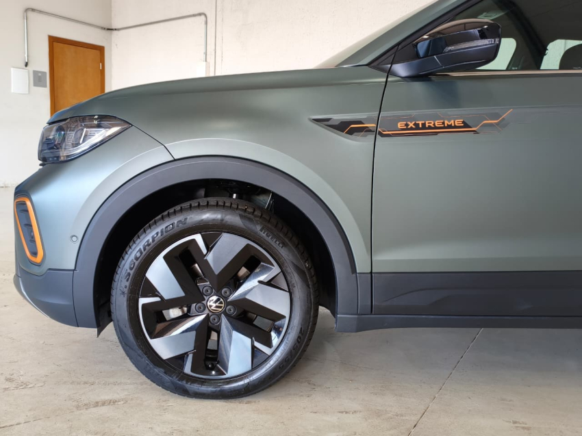 Volkswagen T-CROSS 1.4 250 TSI TOTAL FLEX EXTREME AUTOMÁTICO 2