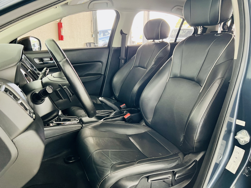 Honda CITY 1.5 i-VTEC FLEX HATCH EXL CVT 21