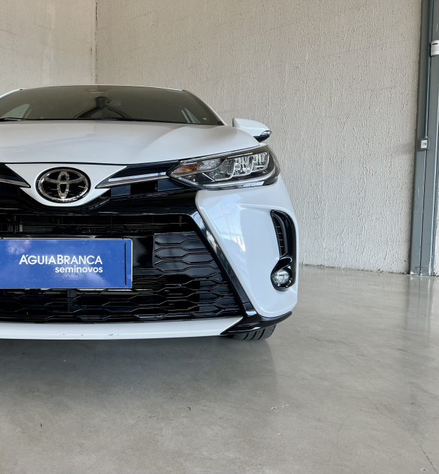 Toyota YARIS 1.5 16V FLEX XLS MULTIDRIVE 4