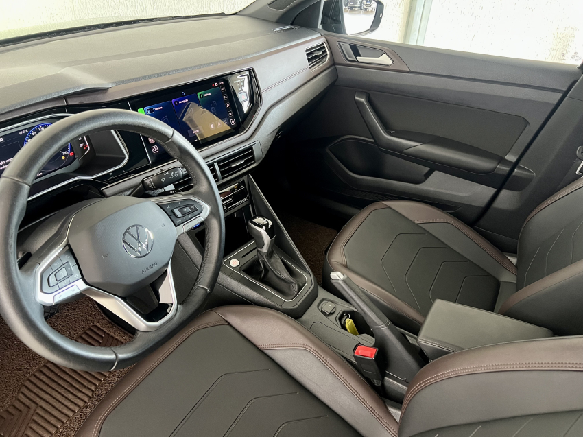 Volkswagen VIRTUS 1.0 200 TSI HIGHLINE AUTOMÁTICO 14