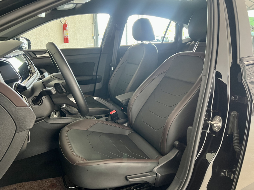 Volkswagen VIRTUS 1.0 200 TSI HIGHLINE AUTOMÁTICO 21