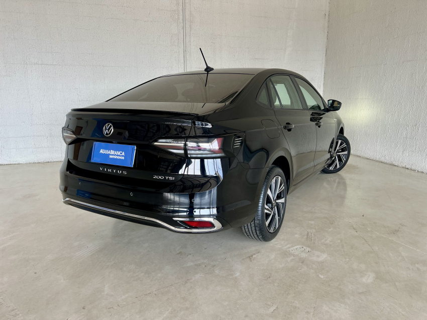 Volkswagen VIRTUS 1.0 200 TSI HIGHLINE AUTOMÁTICO 9