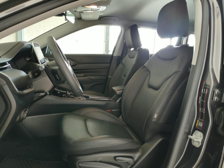 JEEP COMPASS 1.3 T270 TURBO FLEX SPORT AT6 21