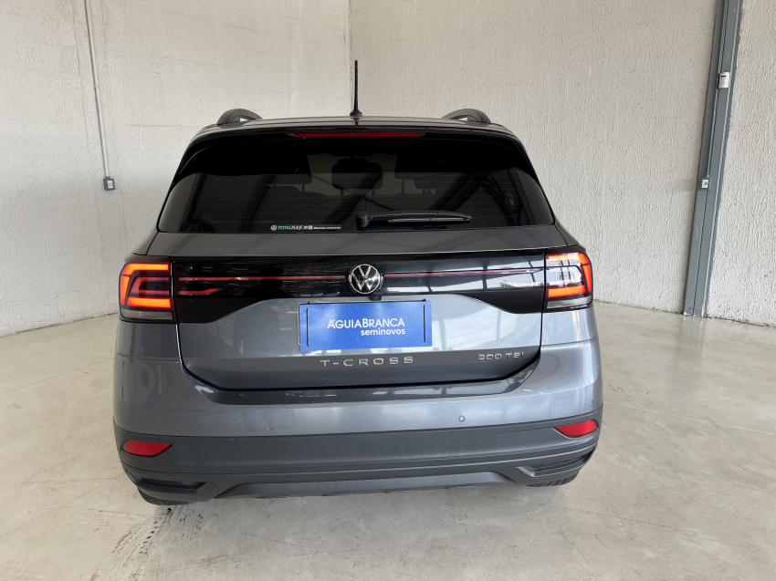 Volkswagen T-CROSS 1.0 200 TSI TOTAL FLEX AUTOMÁTICO 8