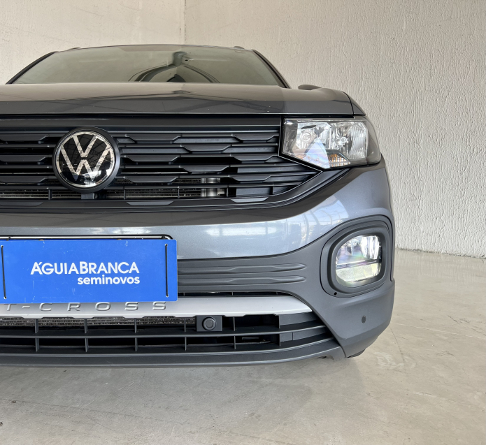 Volkswagen T-CROSS 1.0 200 TSI TOTAL FLEX AUTOMÁTICO 4