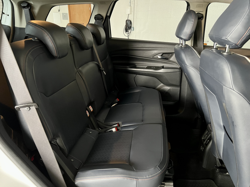 Chevrolet SPIN 1.8 PREMIER 8V FLEX 4P AUTOMÁTICO 21