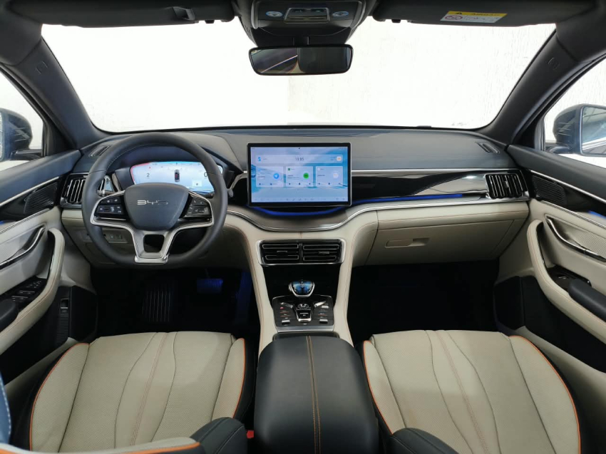 BYD SONG PLUS 1.5 DM-I HÍBRIDO AUTOMÁTICO 13