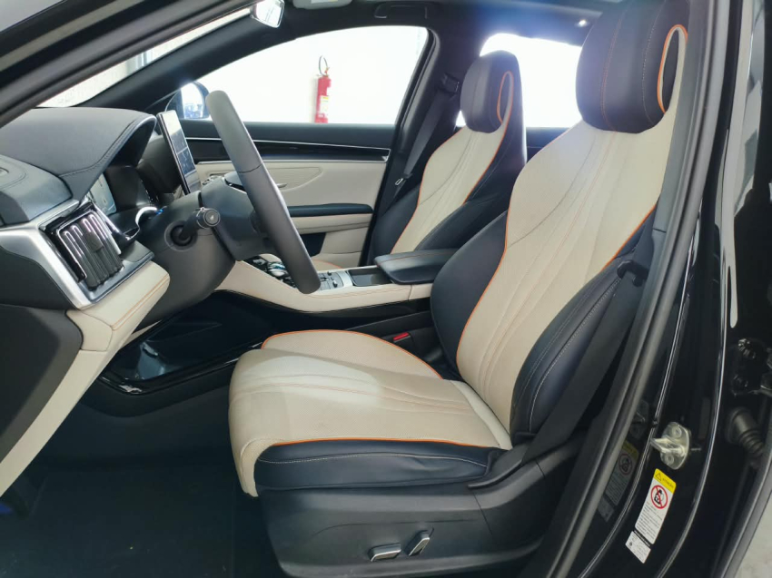 BYD SONG PLUS 1.5 DM-I HÍBRIDO AUTOMÁTICO 19