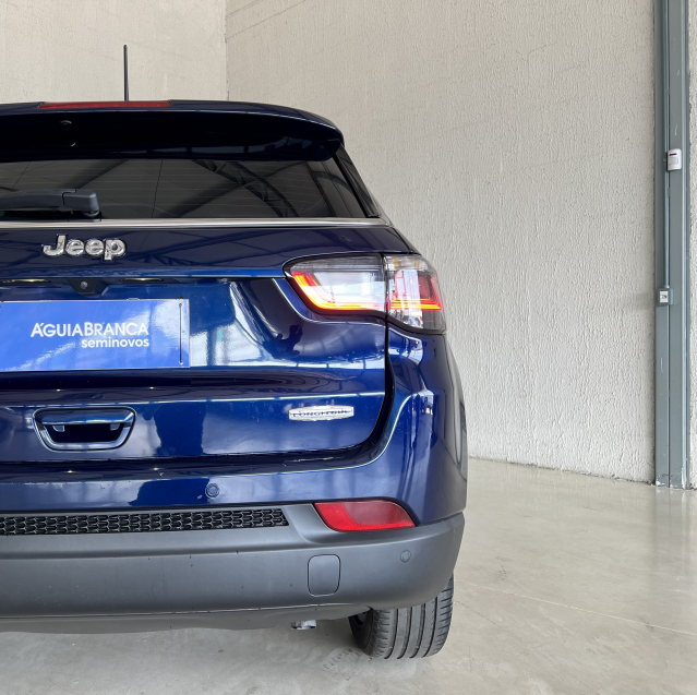 JEEP COMPASS 1.3 T270 TURBO FLEX LONGITUDE AT6 8