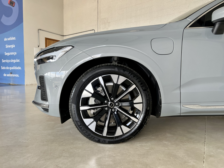 Volvo XC60 2.0 T8 PHEV ULTRA AWD GEARTRONIC 2