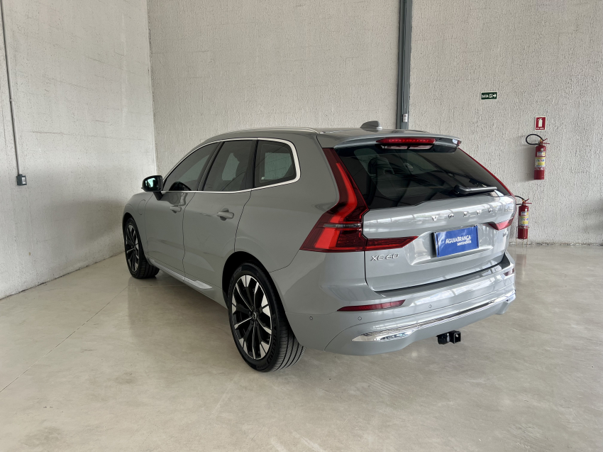 Volvo XC60 2.0 T8 PHEV ULTRA AWD GEARTRONIC 7