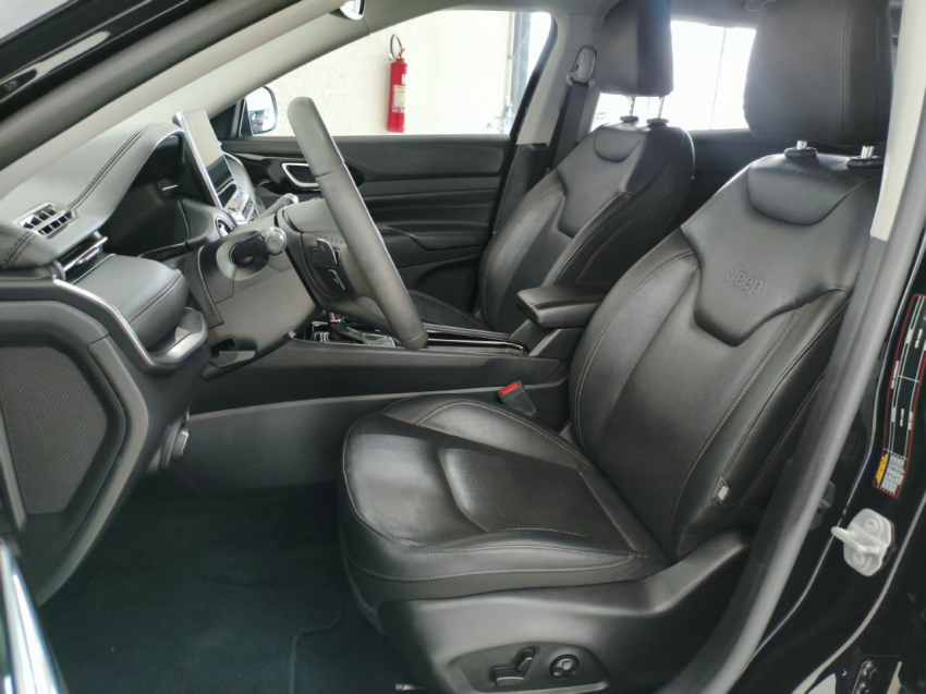 JEEP COMPASS 1.3 T270 TURBO FLEX LIMITED AT6 15
