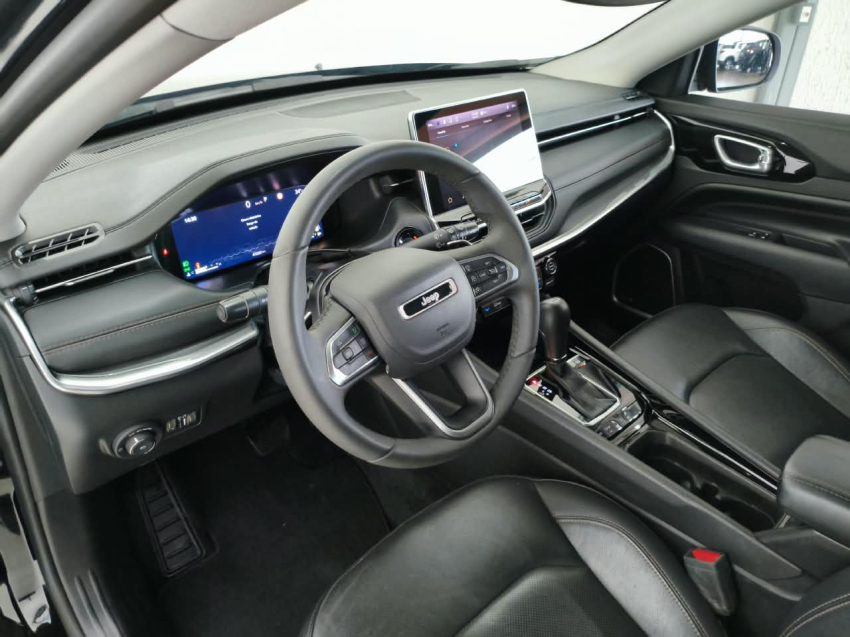 JEEP COMPASS 1.3 T270 TURBO FLEX LIMITED AT6 13