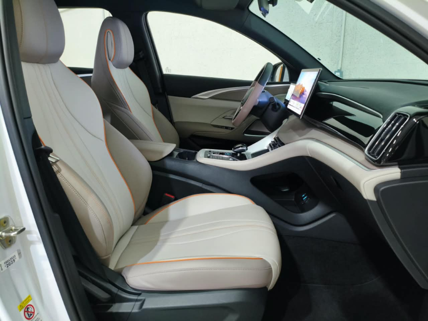 BYD SONG PRO 1.5 DM-I HÍBRIDO GL AUTOMÁTICO 21