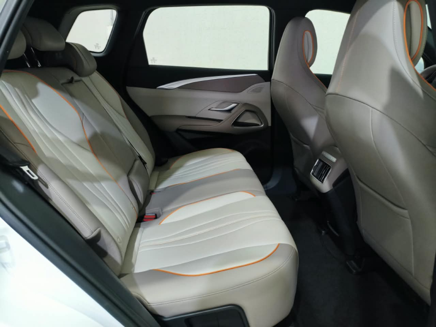 BYD SONG PRO 1.5 DM-I HÍBRIDO GL AUTOMÁTICO 22