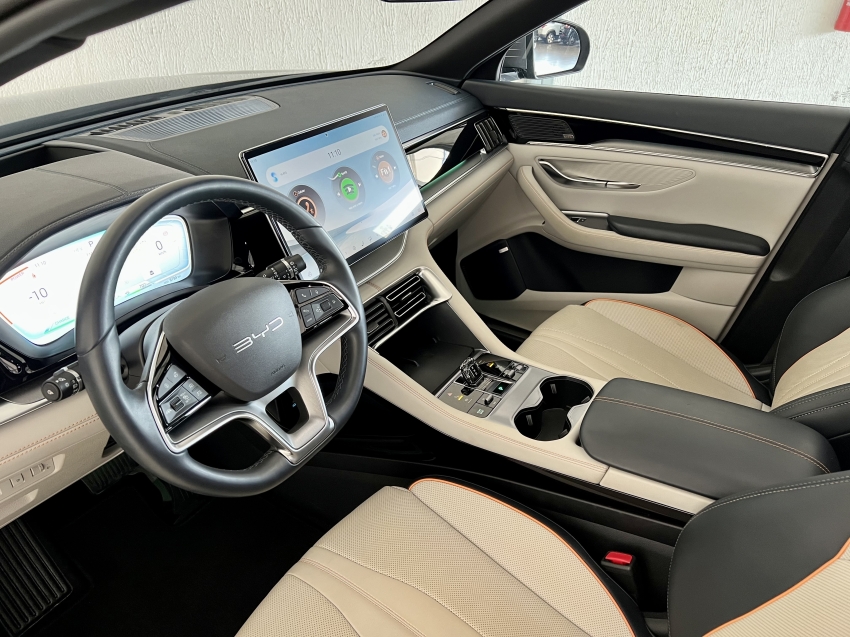 BYD SONG PLUS 1.5 DM-I HÍBRIDO AUTOMÁTICO 14