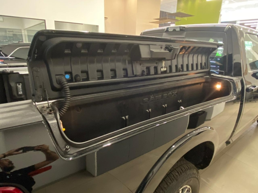 ram 3500 limited longhorn.