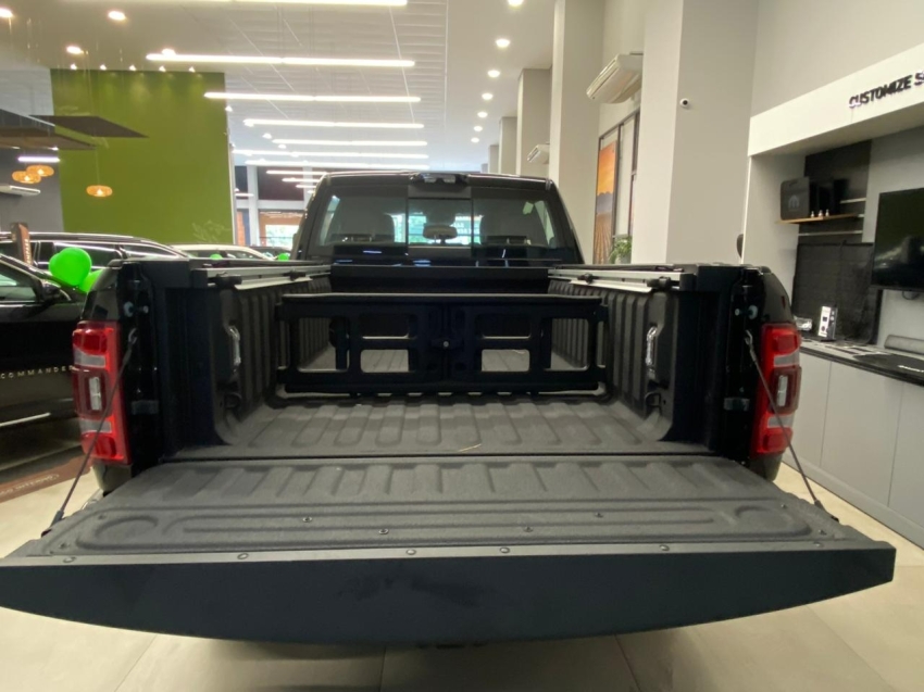 ram 3500 limited longhorn.