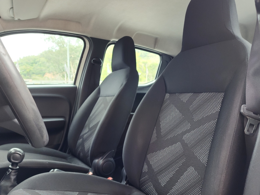 fiat mobi 1.0 evo flex like man 23/24 seminovo6