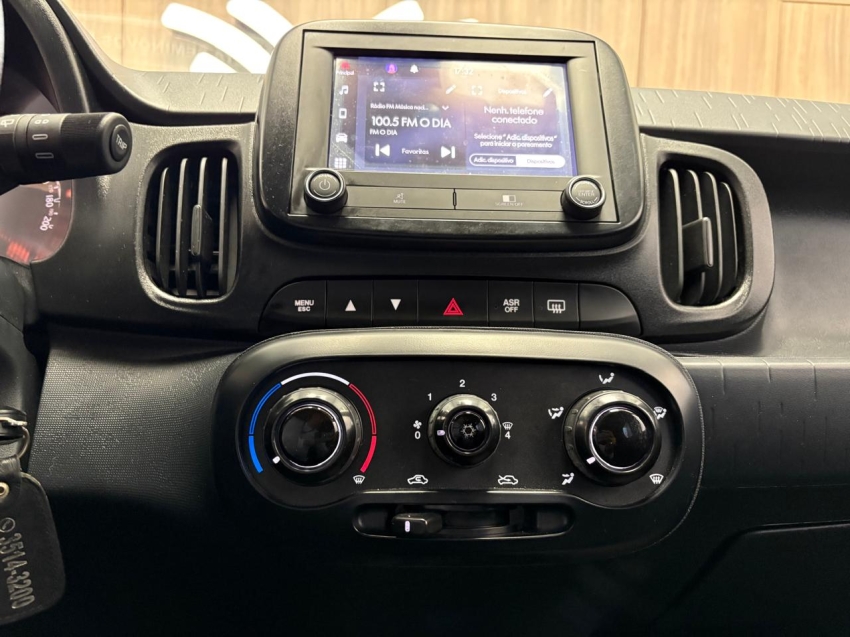 fiat  mobi 1.0 evo flex trekking man 24/24 seminovo