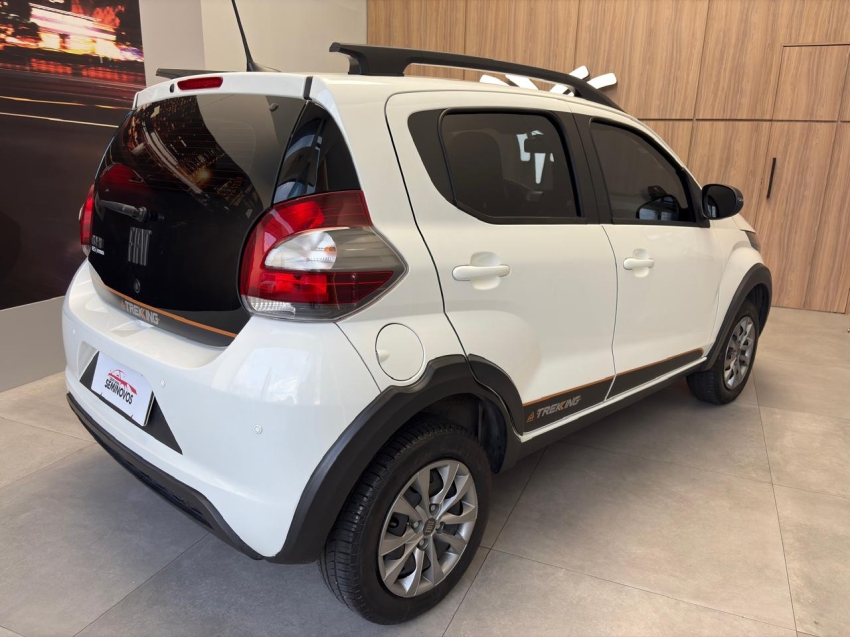 fiat  mobi 1.0 evo flex trekking man 24/24 seminovo