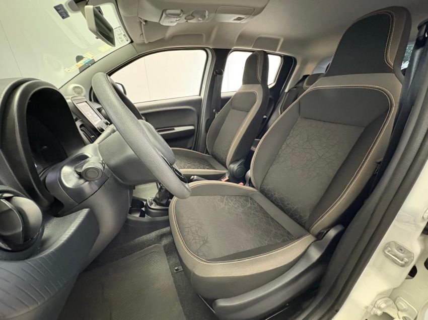 fiat  mobi 1.0 evo flex trekking man 24/24 seminovo