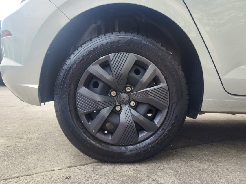 volkswagen polo 1.0 mpi track manual flex 4p 202410