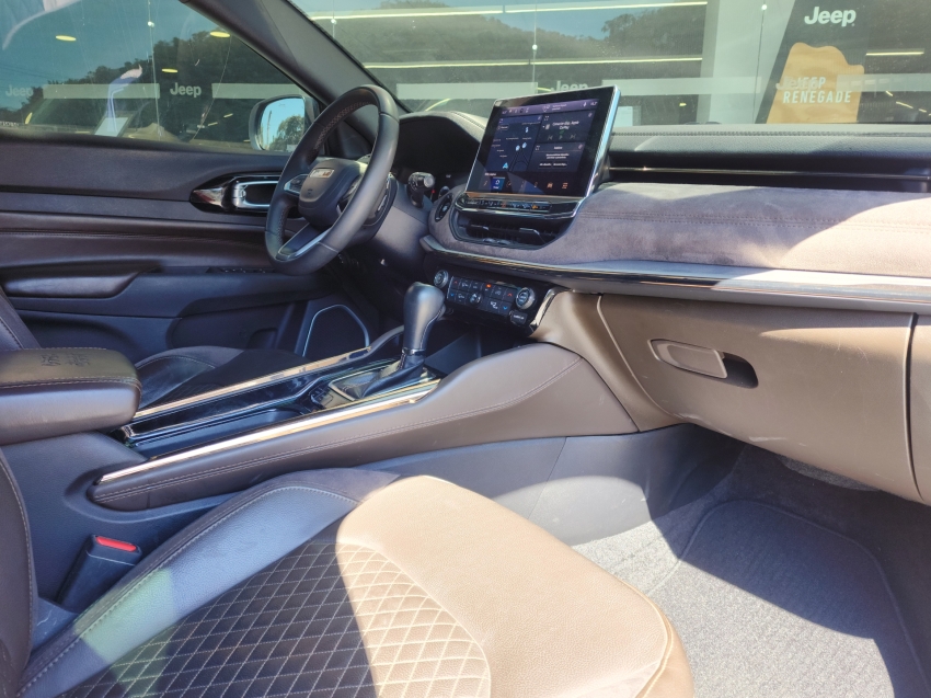 jeep commander 1.3 t270 turbo flex overland at6 22/22 seminovo14