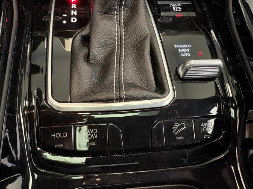 jeep commander 2.0 hurricane 4 turbo gasolina blackhawk at9 5p automatico 202511