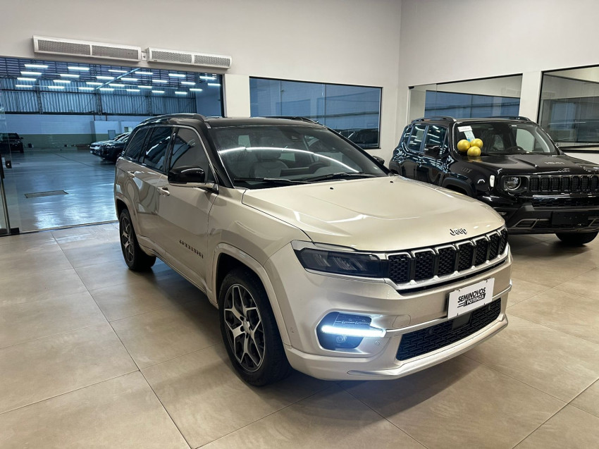 jeep commander 1.3 t270 turbo flex overland at6 22/23 seminovo2