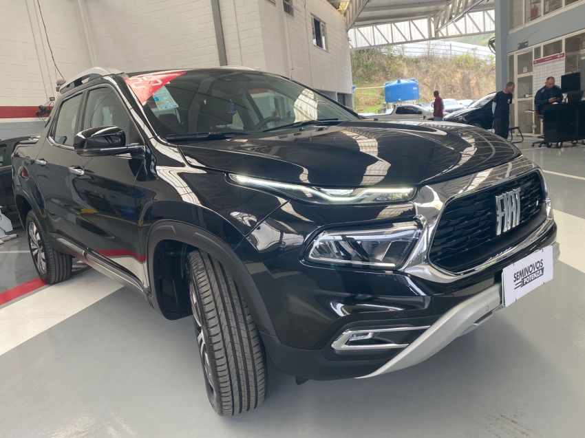 fiat toro 1.3 turbo 270 flex volcano at6 4p automatico 2025