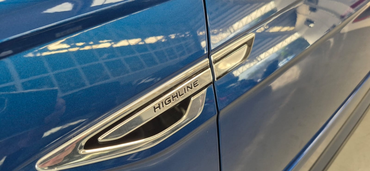 volkswagen nivus 1.0 200 tsi total flex highline automatico 5p 20236