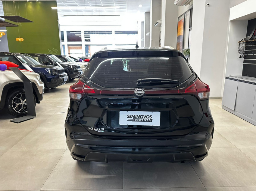 nissan kicks 1.6 16v flexstart active xtronic 23/24 seminovo4