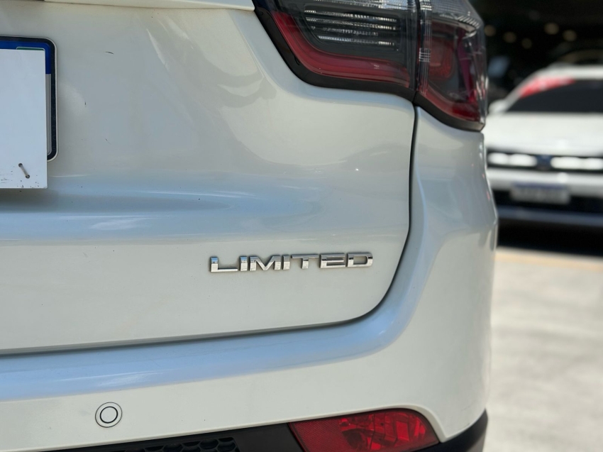 jeep compass 2.0 16v flex limited at 20/21 seminovo4