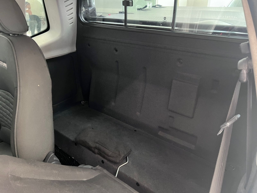 fiat strada 1.8 mpi adventure cd 16v flex 3p man 14/14 seminovo9