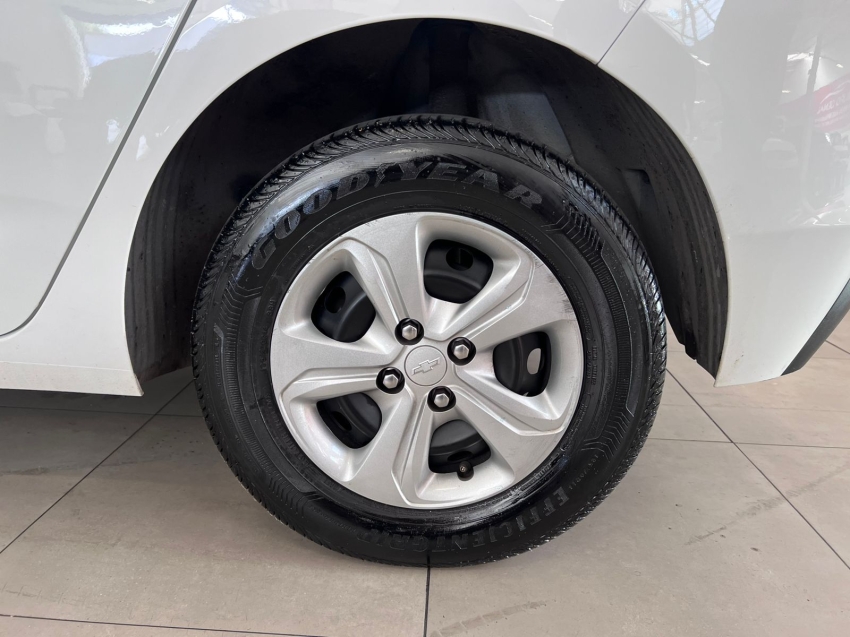 chevrolet onix 1.0 turbo flex at 23/24 seminovo11