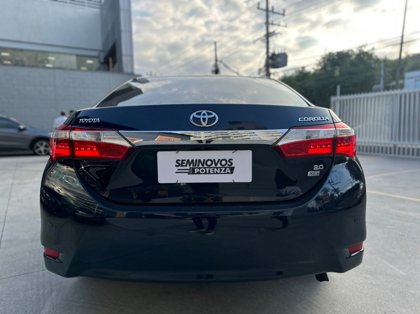 toyota corolla 2.0 xei 16v flex 4p at 16/17 seminovo4