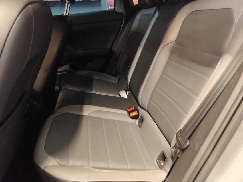 volkswagen nivus 1.0 200 tsi total flex highline at 21/21 seminovo11