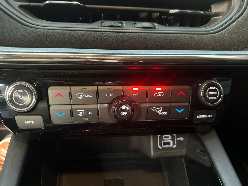 jeep commander 1.3 t270 turbo flex limited at6 24/25 seminovo12